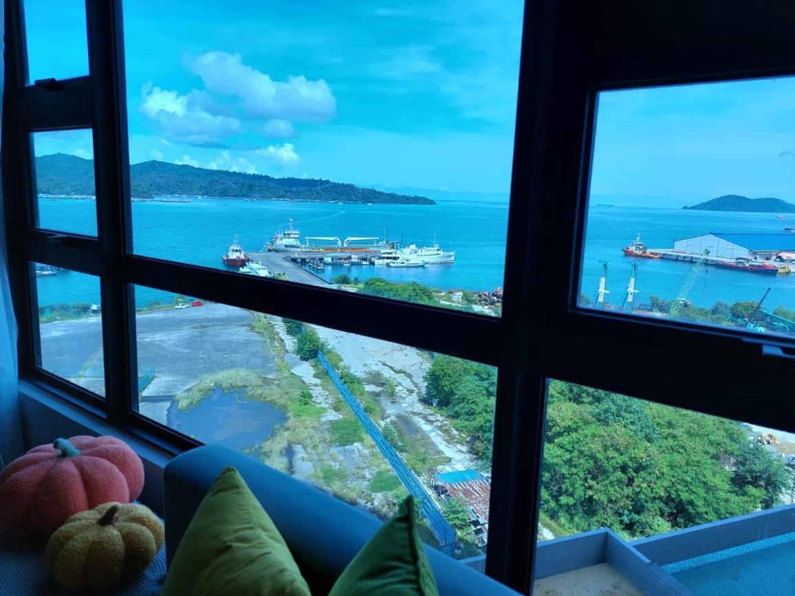 J'Stay Seaview Suite Jesselton Quay Kota Kinabalu Bagian luar foto