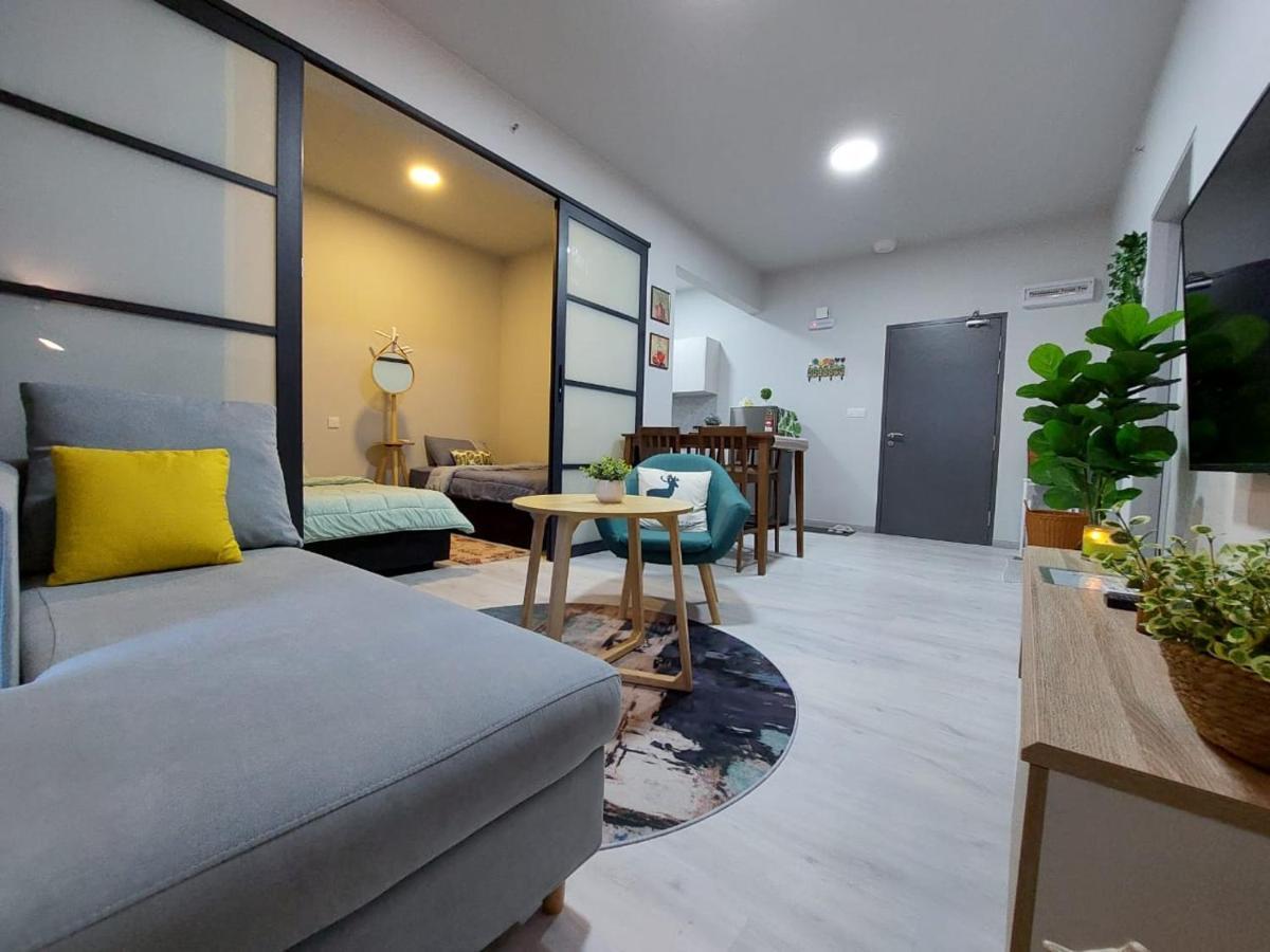 J'Stay Seaview Suite Jesselton Quay Kota Kinabalu Bagian luar foto