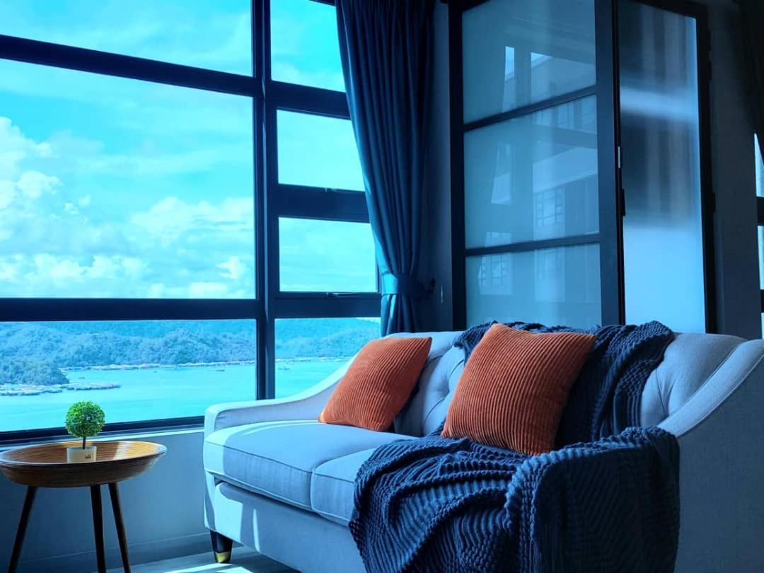 J'Stay Seaview Suite Jesselton Quay Kota Kinabalu Bagian luar foto